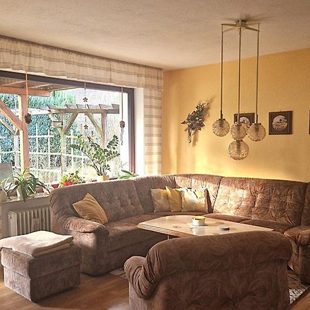 Grosszuegige Wohnung Mit Terrasse Und Gartenzugang - Das Komplette Erdgeschoss 宾德拉赫 外观 照片