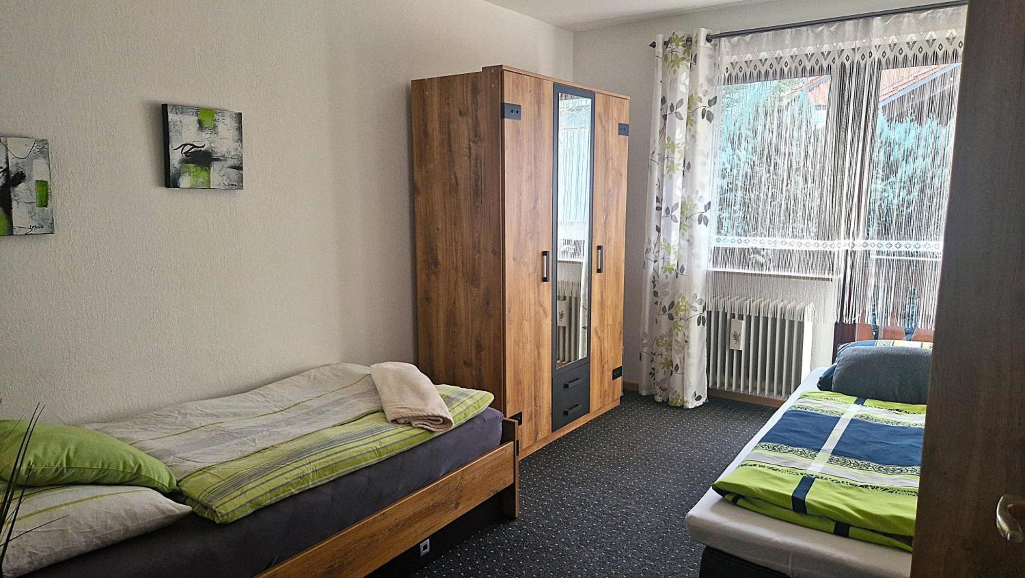 Grosszuegige Wohnung Mit Terrasse Und Gartenzugang - Das Komplette Erdgeschoss 宾德拉赫 外观 照片